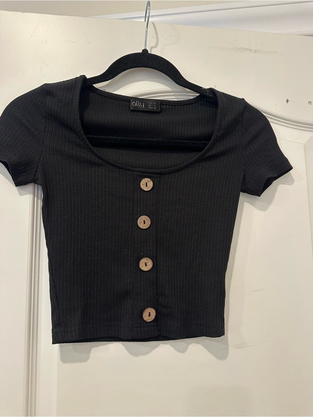 Ally Black Ribbed Scoop-Neck Button Crop Top